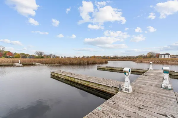 5457 Lost Lake LN, Mound, MN 55364