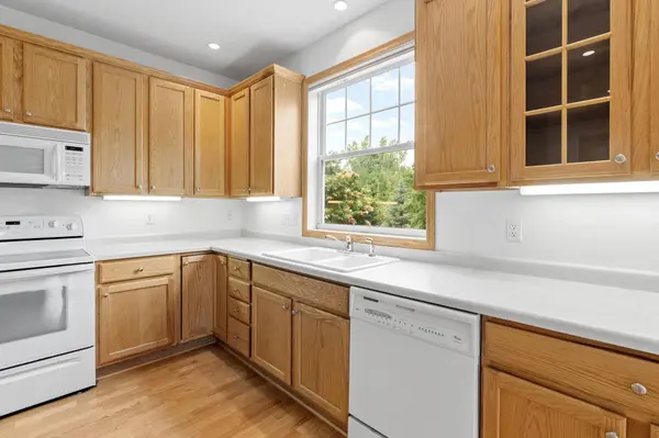 8202 Golden Valley RD, Minneapolis, MN 55427