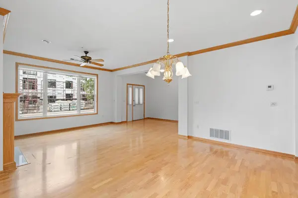 8202 Golden Valley RD, Minneapolis, MN 55427