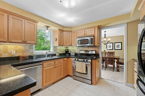 15005 Ironwood CT, Eden Prairie, MN 55346
