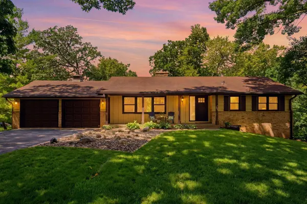 215 Union Terrace LN N, Minneapolis, MN 55441