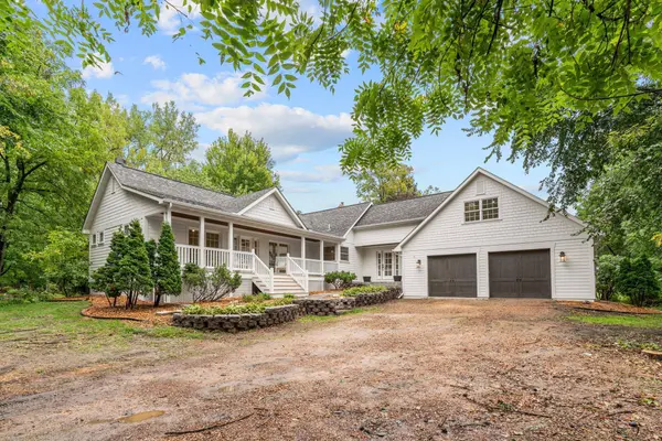 5735 Grant Lorenz RD