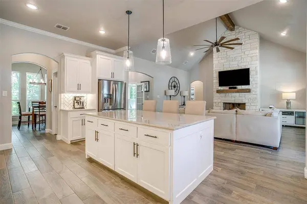 1008 Trinity Oaks Road, Weatherford, TX 76087