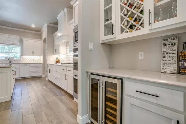 1008 Trinity Oaks Road, Weatherford, TX 76087