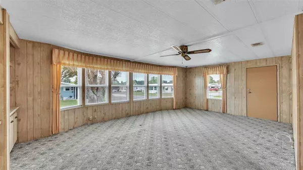 1602 TALLY HO DR, Lakeland, FL 33810