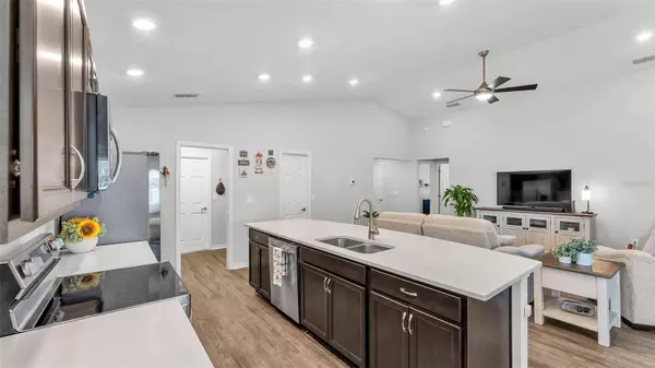 122 ST THOMAS DR, Mulberry, FL 33860