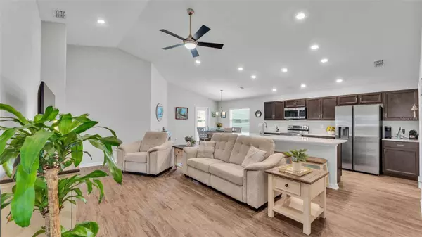 122 ST THOMAS DR, Mulberry, FL 33860