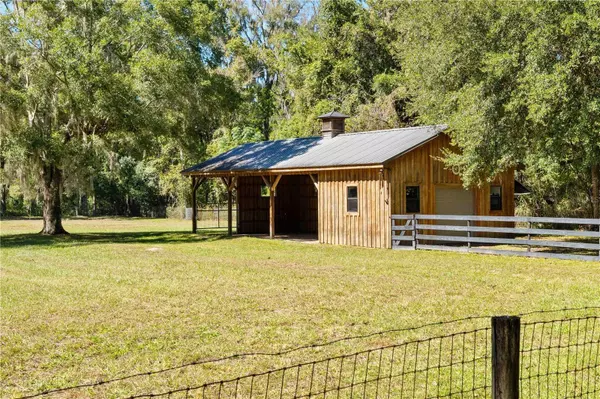 23245 CROOM RD, Brooksville, FL 34601