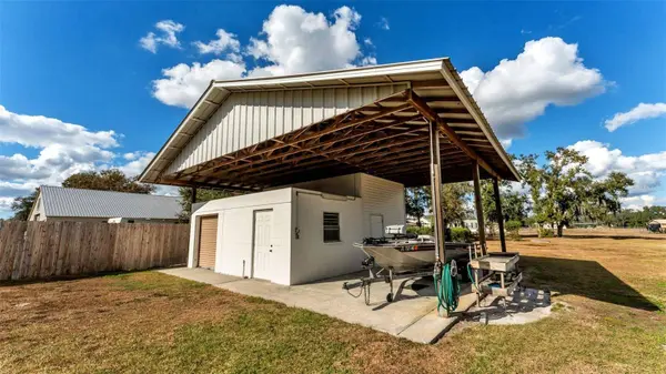 9326 EDISON RD, Lithia, FL 33547