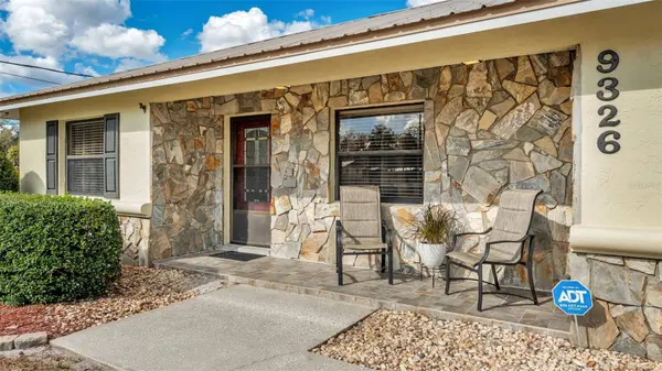 9326 EDISON RD, Lithia, FL 33547