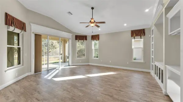 8288 LAKE JAMES DR, Lakeland, FL 33810