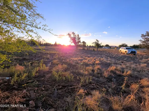 24055 N State Route 89, Paulden, AZ 86334