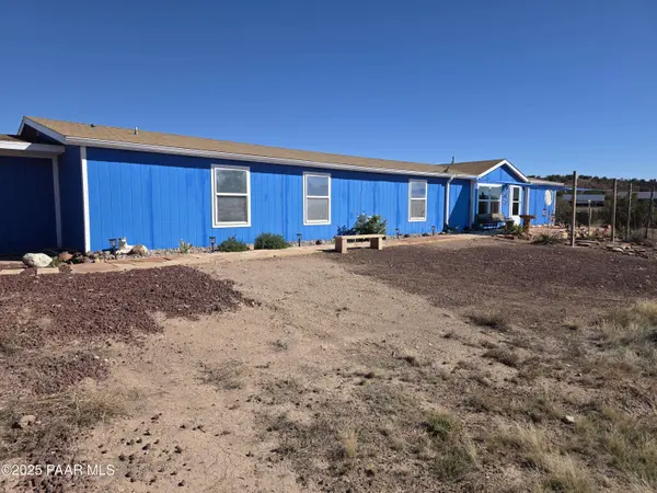 1505 W Bernadine S WAY, Ash Fork, AZ 86320