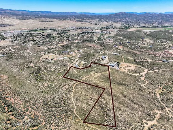 000 Yavapai DR, Dewey-humboldt, AZ 86327
