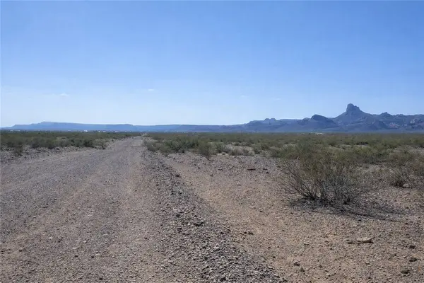 0 W Wingate DR, Golden Valley, AZ 86413