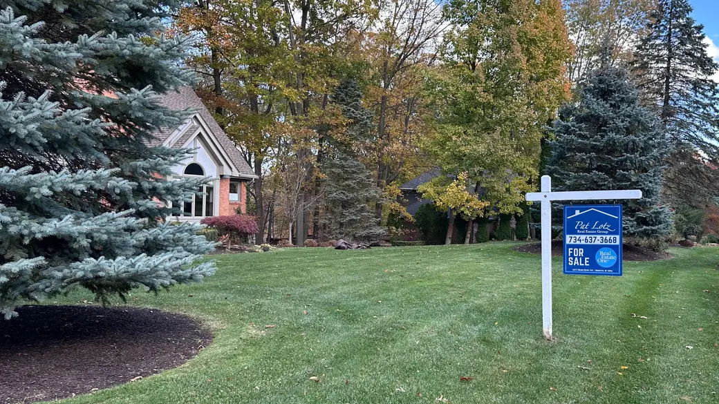 How to Increase Your Home’s Value Before Listing in Brighton or Howell, MI