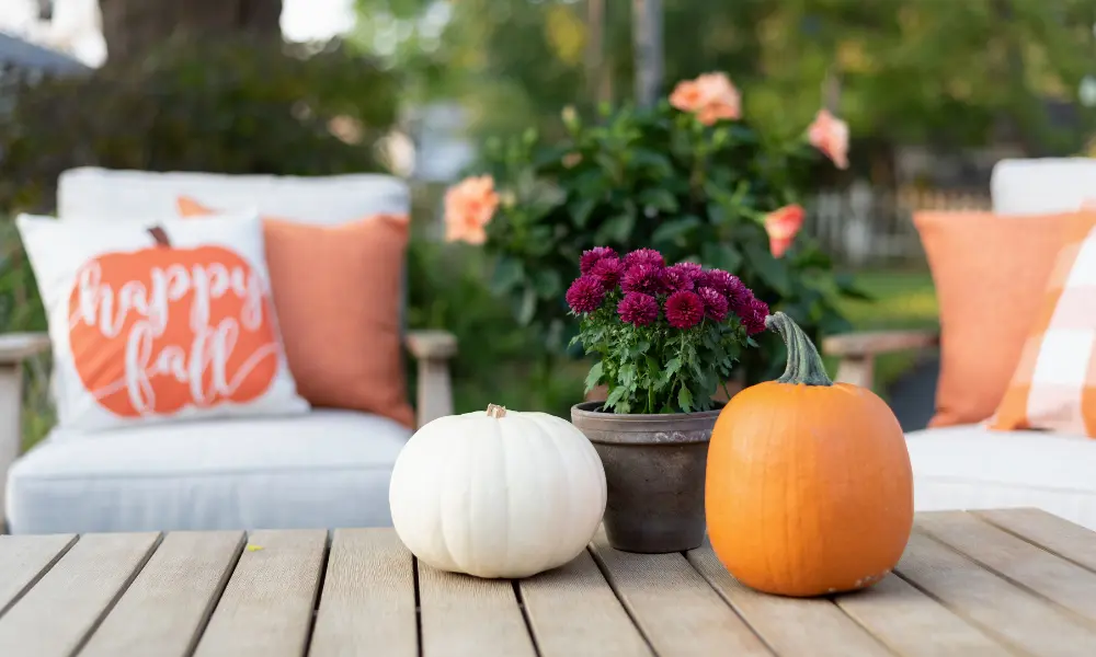 Why Late Fall Is One of the Best Times to Sell Your Livingston County Home