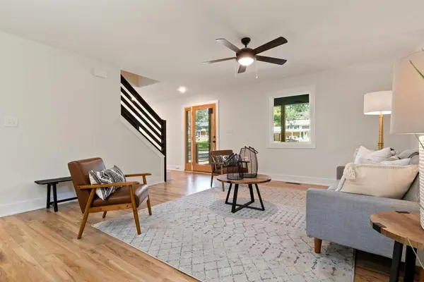 Minimalist, Maximalist, or Somewhere In Between? Here’s What Your Home Style Says About You in Livingston County,Pat Lotz
