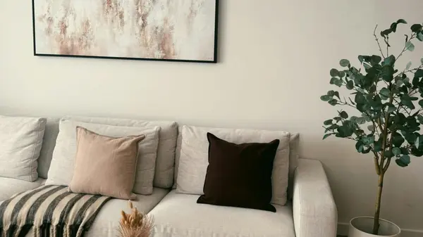How to Stage Your Livingston County Home for a Successful Winter Sale,Pat Lotz