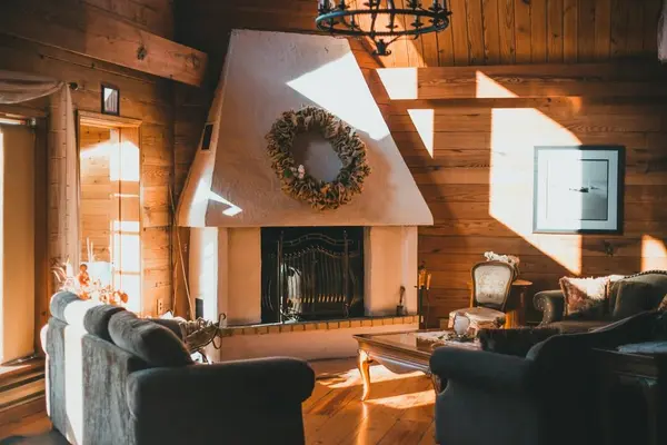 The Holiday ‘Home Fit’ Checklist for Livingston County: 10 Questions To Ask Before You Decide To Sell In 2026,Pat Lotz