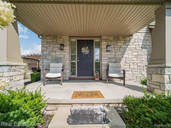 1604 White Blossom Lane, Oceola Twp, MI 48843