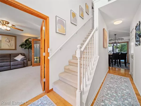 4445 Old Warner Court, Brighton Twp, MI 48380