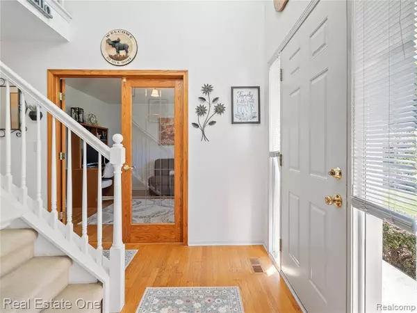 4445 Old Warner Court, Brighton Twp, MI 48380