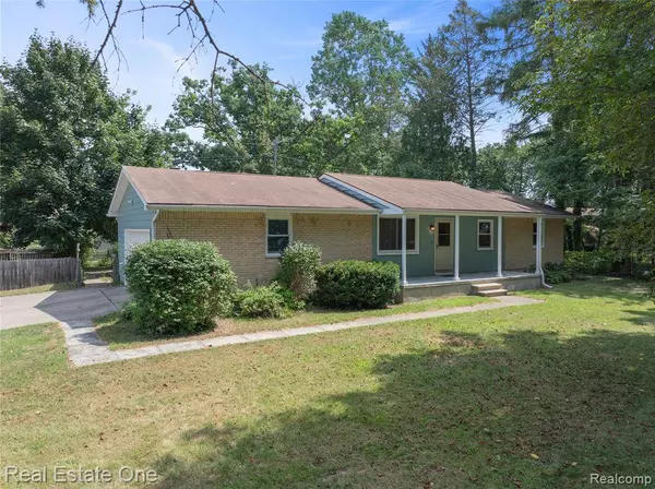 330 Harvard Drive, Oceola Twp, MI 48843