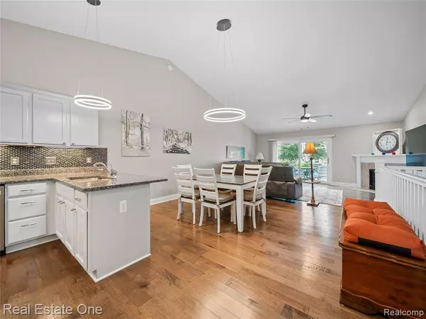 1907 Genoa Circle, Genoa Twp, MI 48843