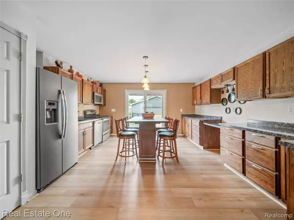 5276 Ethel Boulevard, Brighton Twp, MI 48116