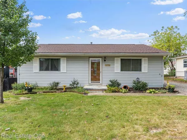 5276 Ethel Boulevard, Brighton Twp, MI 48116