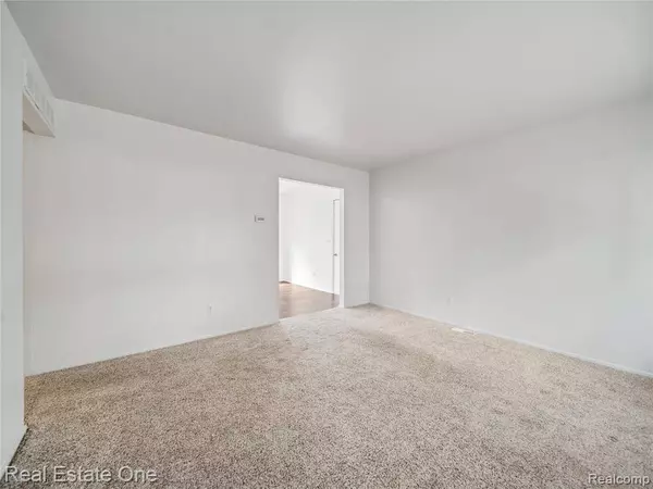 796 Devonshire Boulevard, Brighton, MI 48116