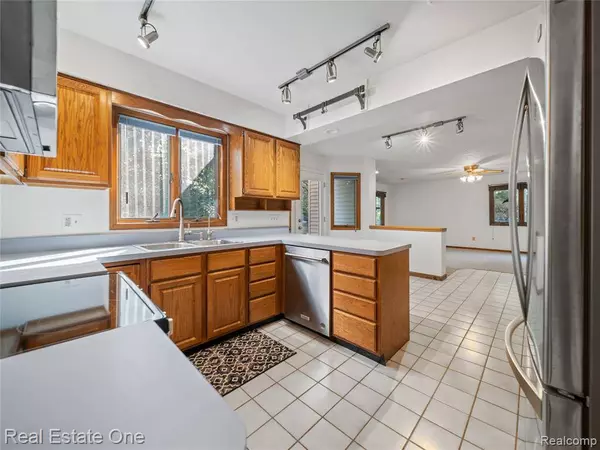 4097 Merna Lane, Brighton Twp, MI 48380