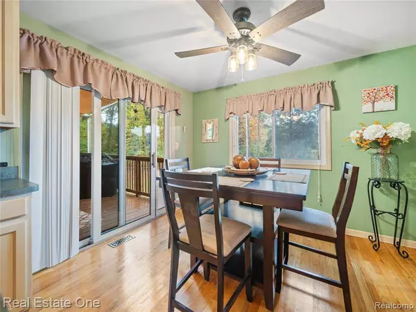 8789 Fieldcrest Drive, Green Oak Twp, MI 48116