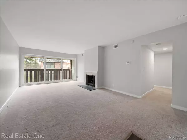 2124 Pauline BLVD, Ann Arbor, MI 48103