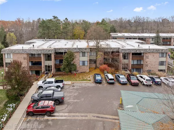 2124 Pauline BLVD, Ann Arbor, MI 48103