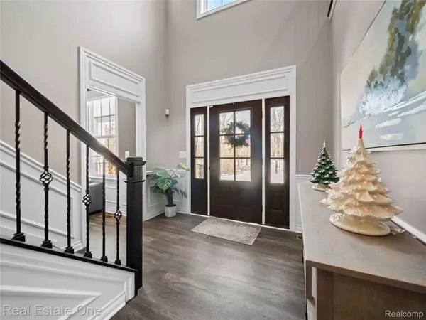 2560 Buckhead DR, Brighton, MI 48114