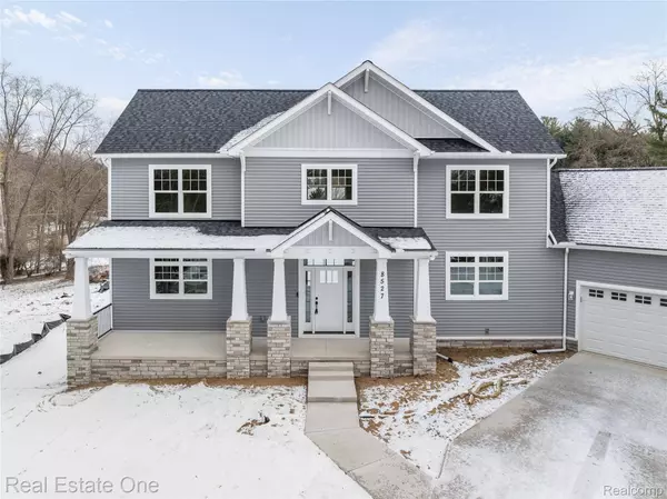 8527 Mystic Pines CT, Pinckney, MI 48169