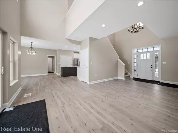 8527 Mystic Pines CT, Pinckney, MI 48169