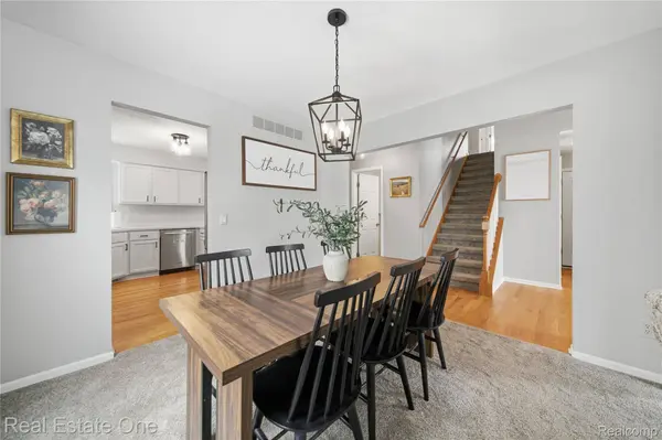 1013 Peppergrove DR, Brighton, MI 48116