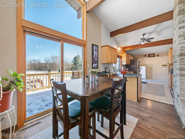 1850 Hickory Hollow LN, Dexter, MI 48130