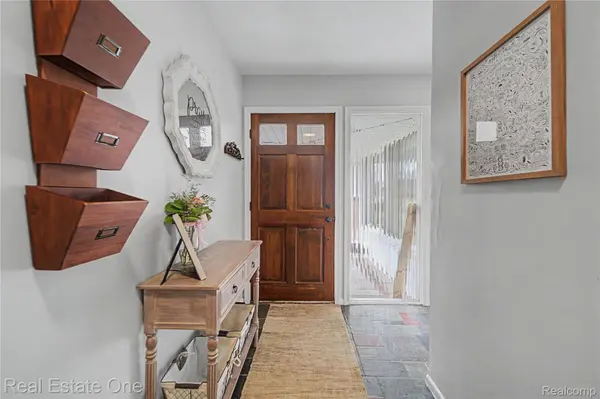 5388 Daniel DR, Brighton Township, MI 48114