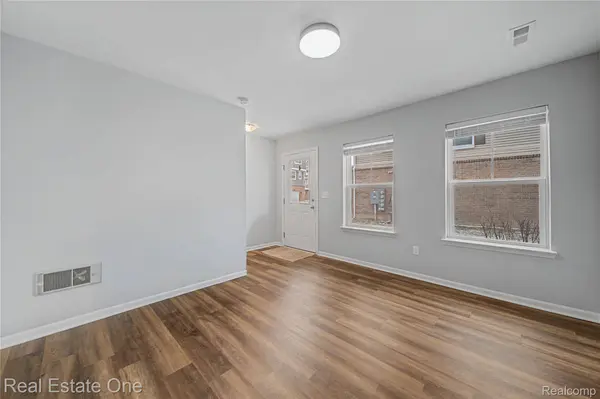 537 Anne AVE, Brighton, MI 48116