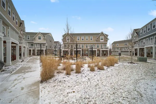 537 Anne AVE, Brighton, MI 48116