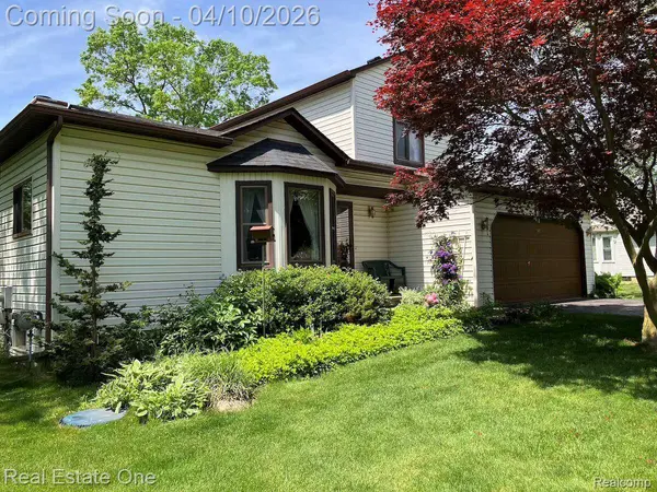 3170 Skyview CT, Brighton Township, MI 48114