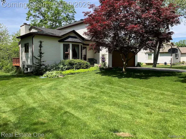 3170 Skyview CT, Brighton Township, MI 48114