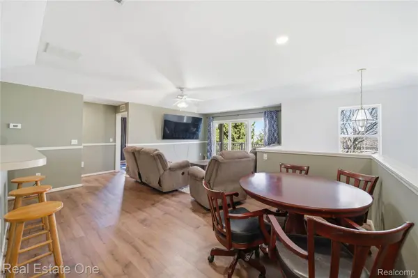 4113 Hampton Ridge BLVD, Genoa Township, MI 48843