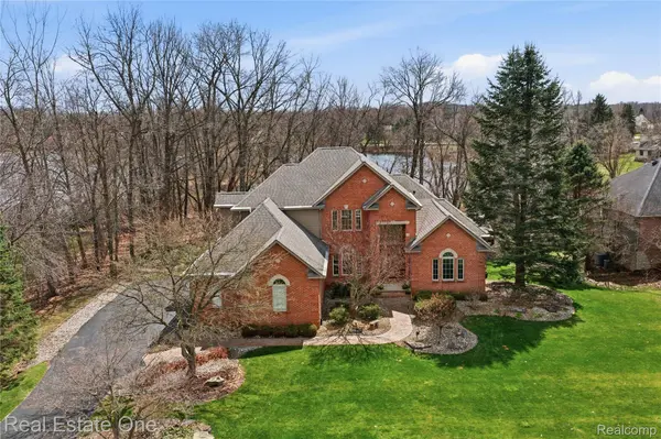 10152 Rosemarie RUN, Brighton Township, MI 48114