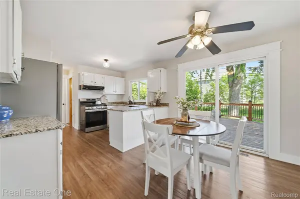145 Wainwright ST, Novi, MI 48377