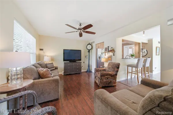 415 Ventnor Commons, Genoa Township, MI 48843